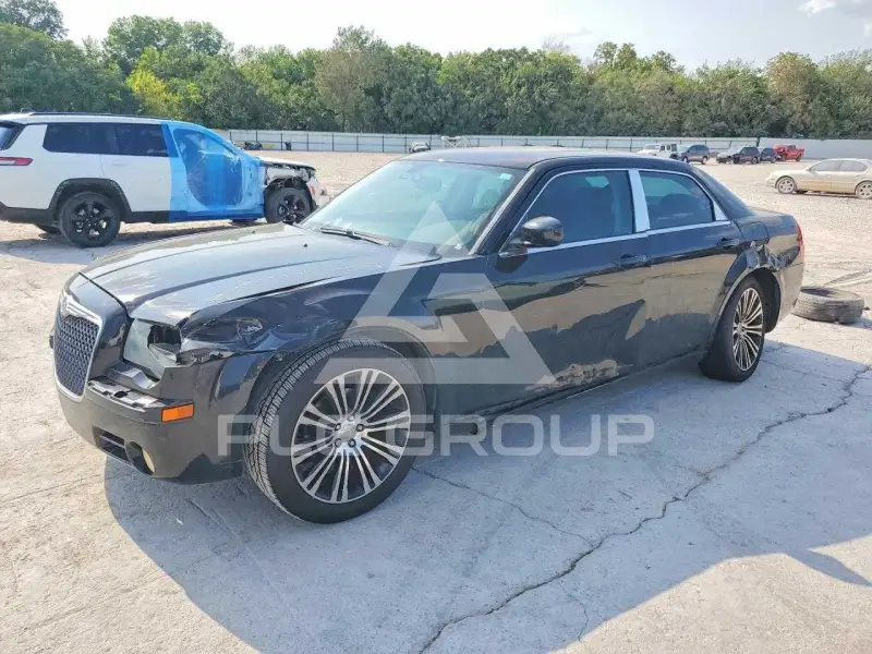 2010 Chrysler 300 фото