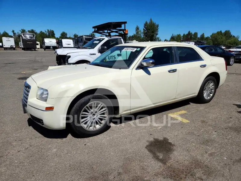 2010 Chrysler 300 фото