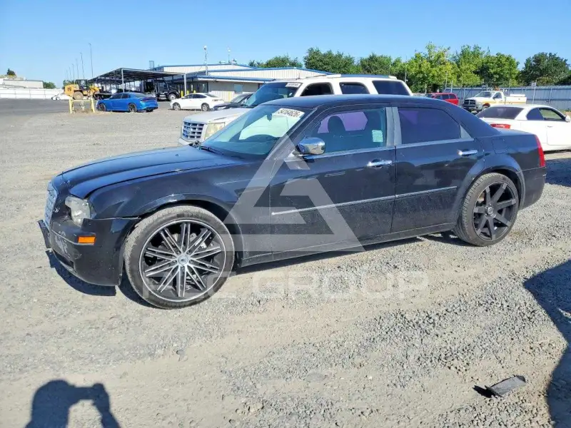 2010 Chrysler 300 photo