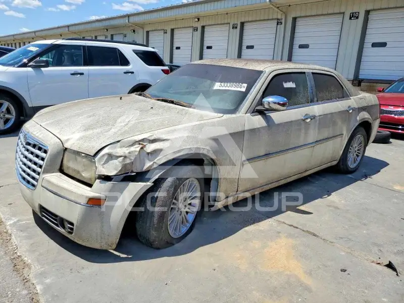 2010 Chrysler 300 photo
