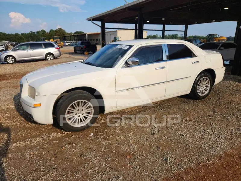 2010 Chrysler 300 фото