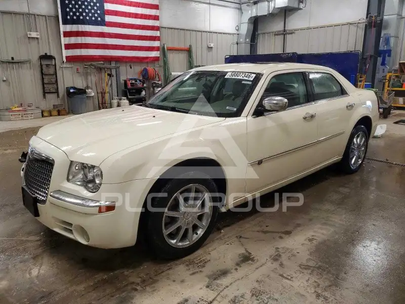2010 Chrysler 300 фото