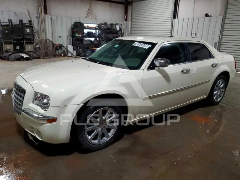 2010 Chrysler 300 фото