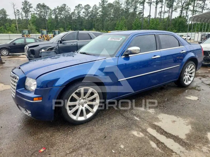2010 Chrysler 300 фото