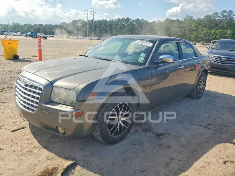 2010 Chrysler 300 photo