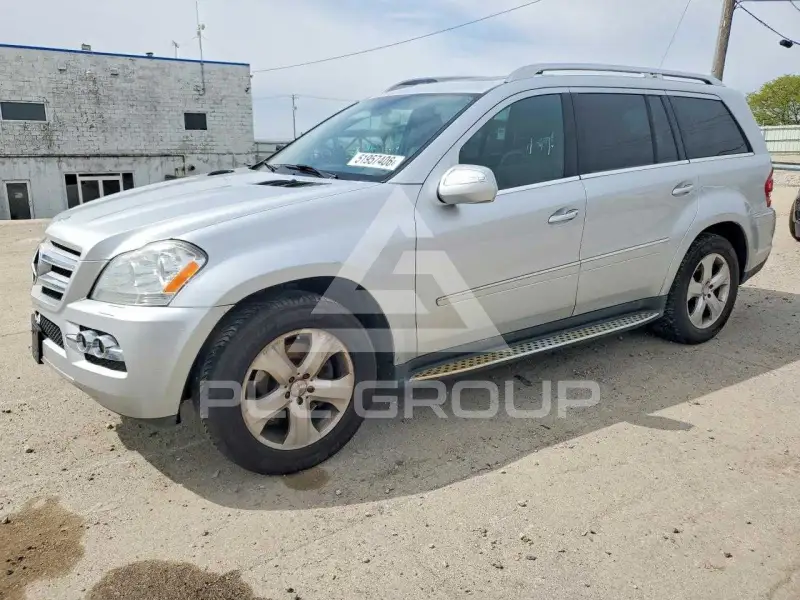 2010 Mercedes Benz GL-Class photo