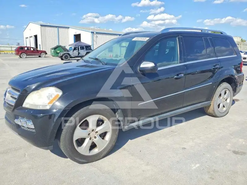 2010 Mercedes Benz GL-Class photo
