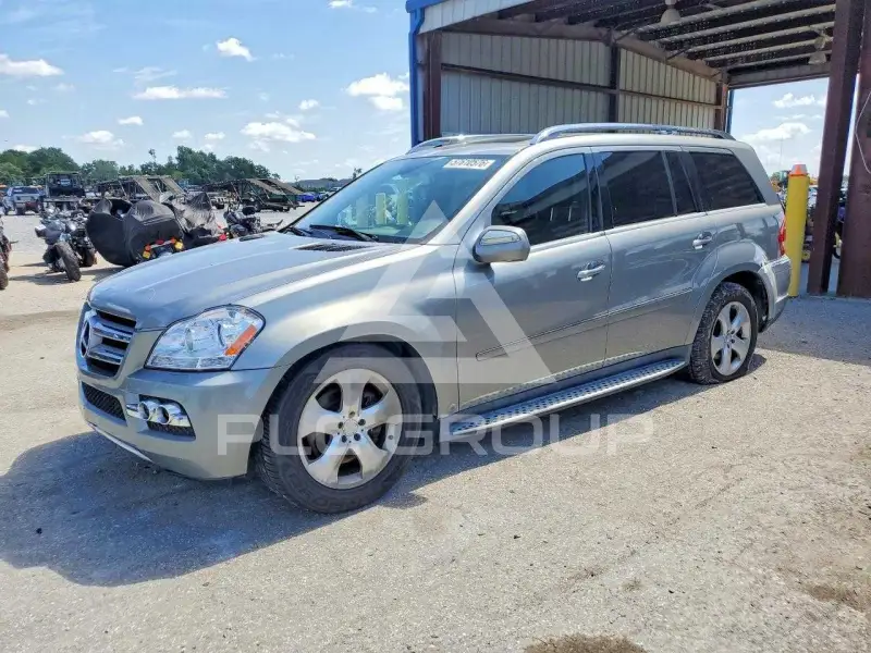 2010 Mercedes Benz GL-Class photo