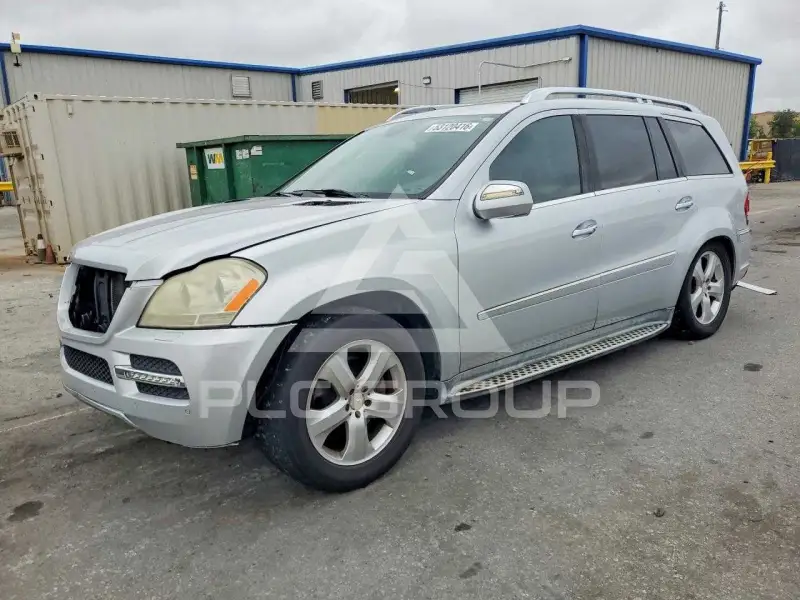 2010 Mercedes Benz GL-Class photo