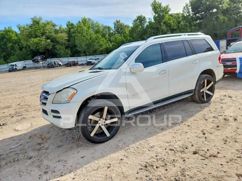 2010 Mercedes Benz GL-Class photo