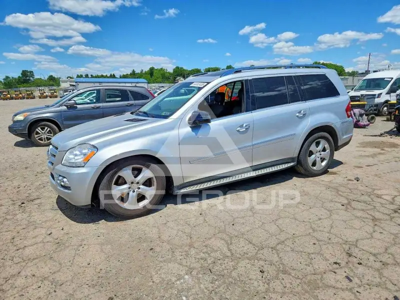 2010 Mercedes Benz GL-Class фото