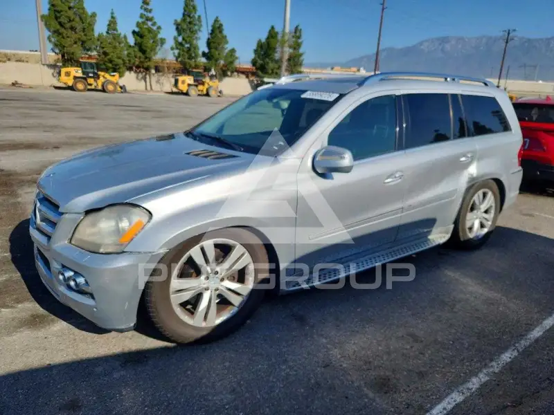 2010 Mercedes Benz GL-Class фото