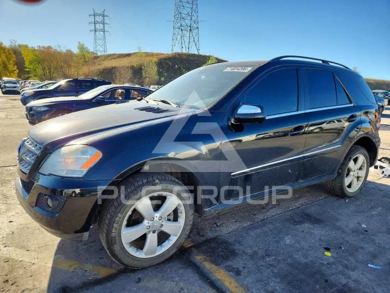 2010 Mercedes Benz ML-Class фото