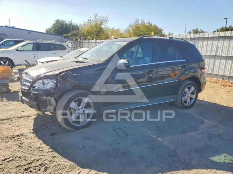 2010 Mercedes Benz ML-Class фото