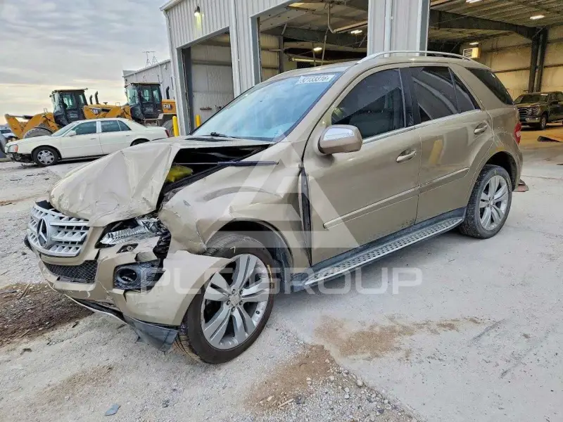 2010 Mercedes Benz ML-Class фото