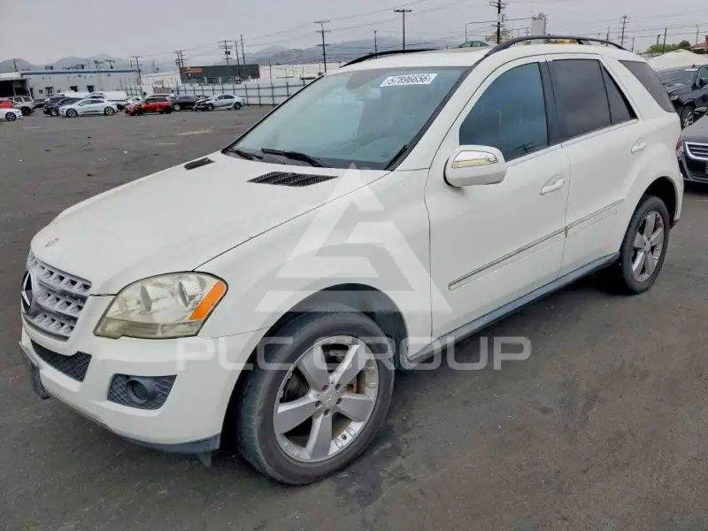2010 Mercedes Benz ML-Class фото