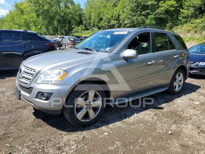 2010 Mercedes Benz ML-Class фото