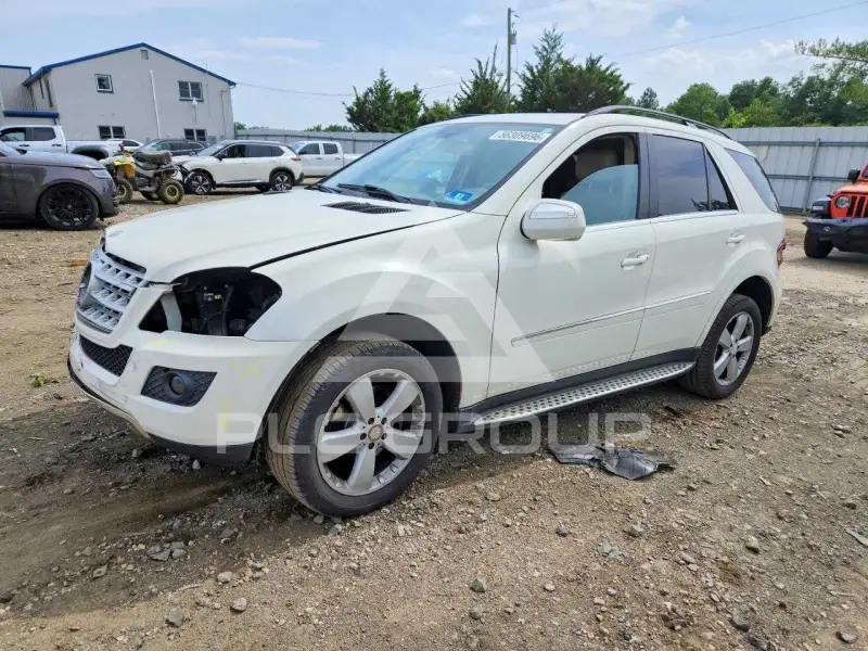 2010 Mercedes Benz ML-Class фото
