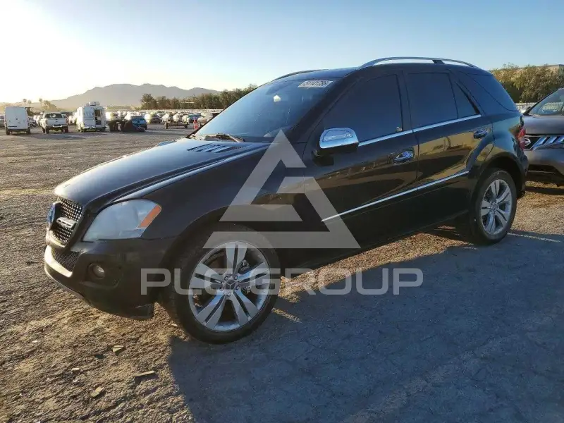 2010 Mercedes Benz ML-Class фото