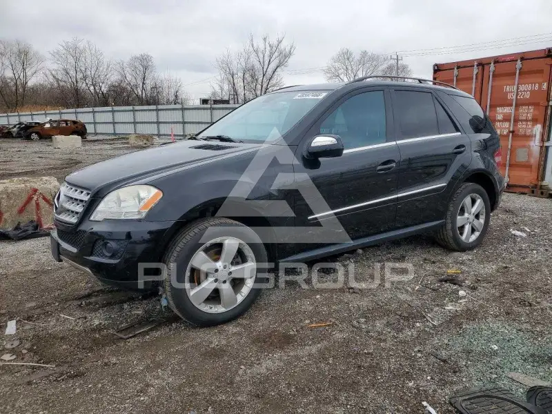 2010 Mercedes Benz ML-Class photo