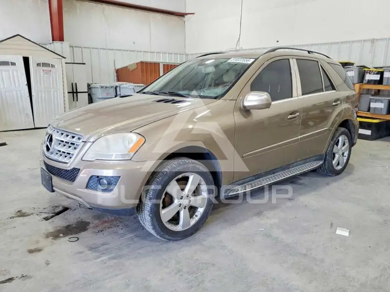 2010 Mercedes Benz ML-Class фото