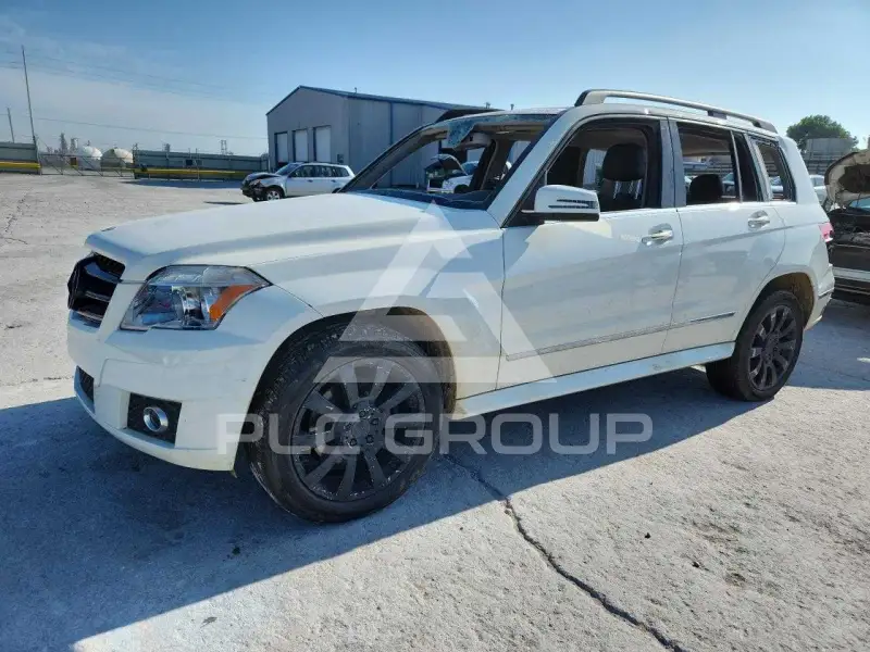 2010 Mercedes Benz GLK-Class photo
