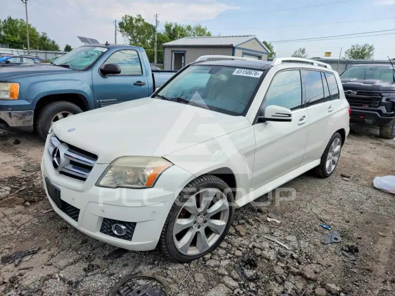 2010 Mercedes Benz GLK-Class photo