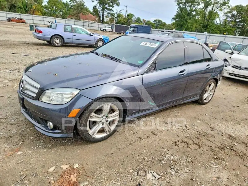 2010 Mercedes Benz C-Class photo