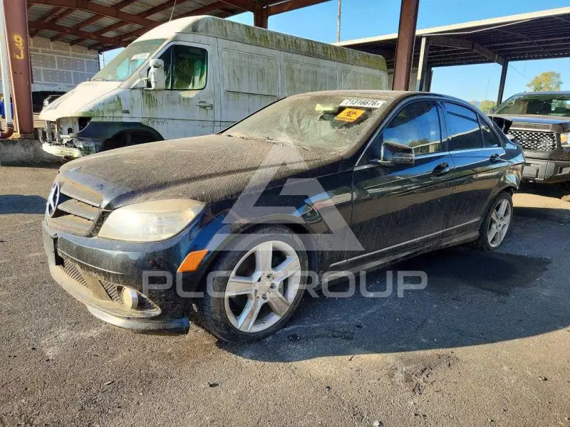 2010 Mercedes Benz C-Class фото