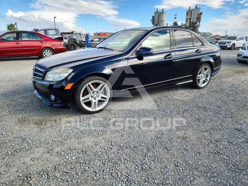 2010 Mercedes Benz C-Class photo