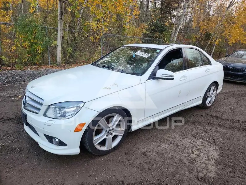 2010 Mercedes Benz C-Class фото