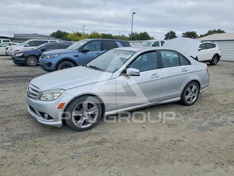 2010 Mercedes Benz C-Class photo