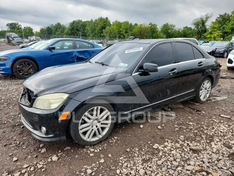 2010 Mercedes Benz C-Class photo