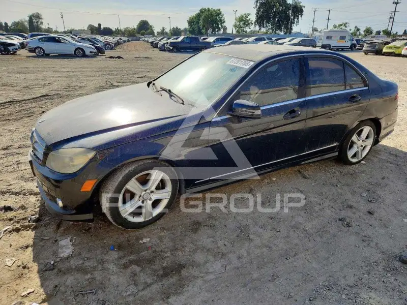 2010 Mercedes Benz C-Class фото