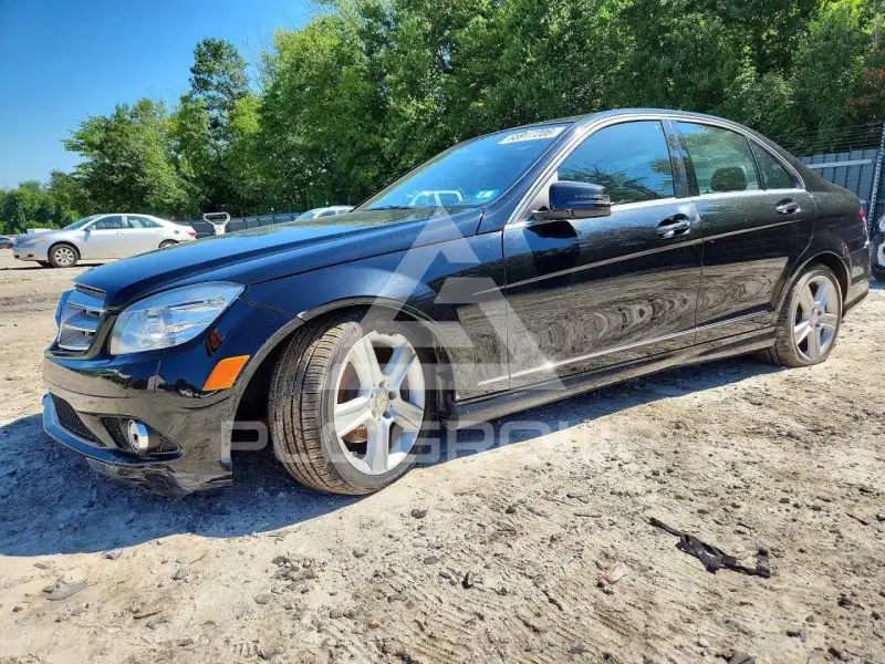2010 Mercedes Benz C-Class фото
