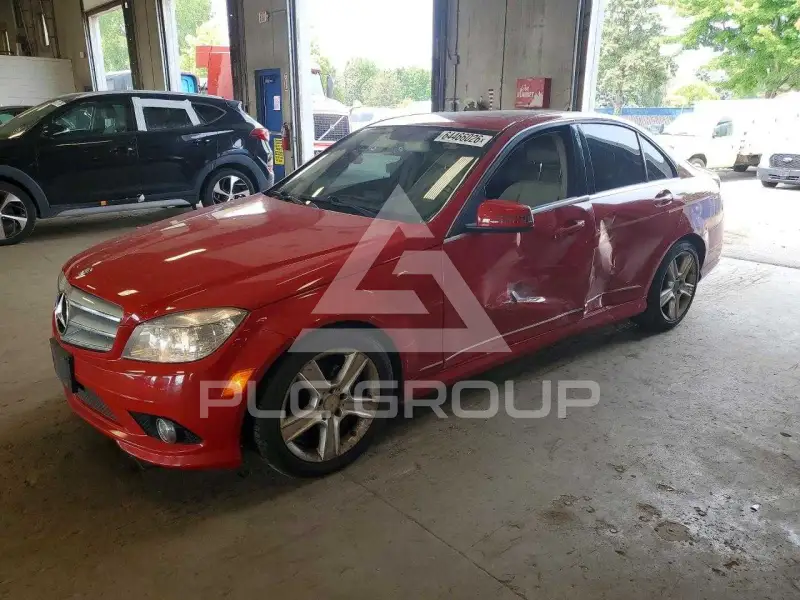 2010 Mercedes Benz C-Class фото