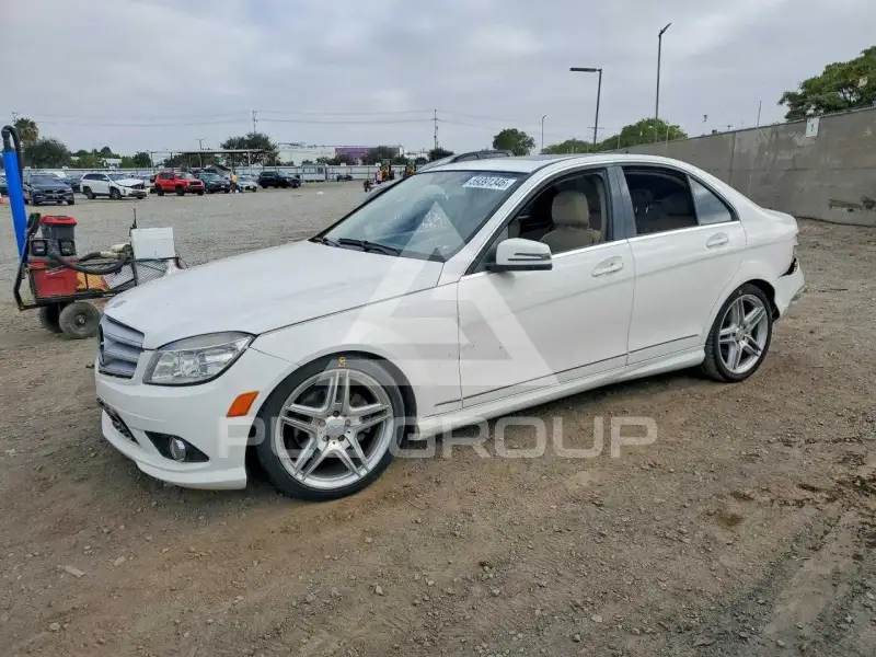 2010 Mercedes Benz C-Class photo
