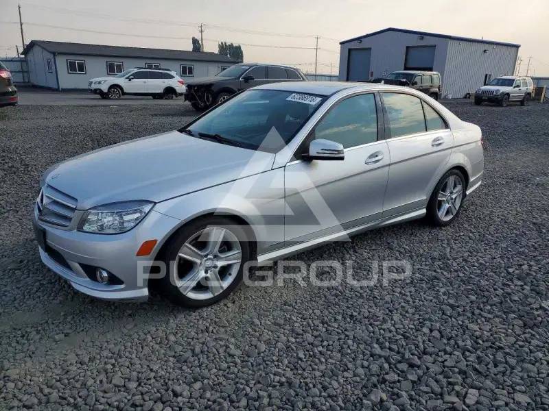 2010 Mercedes Benz C-Class photo