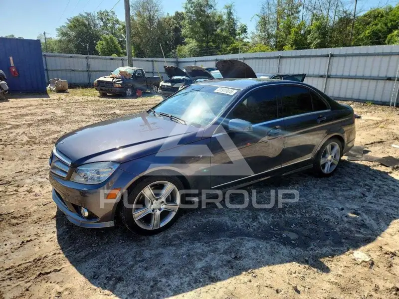 2010 Mercedes Benz C-Class photo