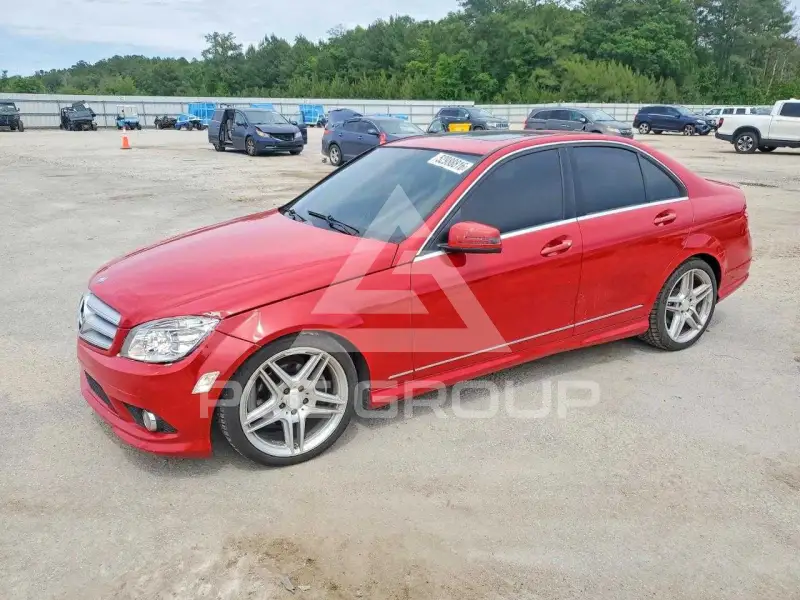 2010 Mercedes Benz C-Class фото