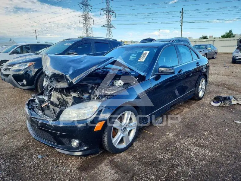 2010 Mercedes Benz C-Class photo