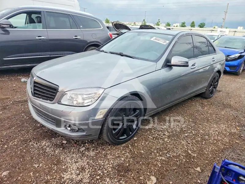 2010 Mercedes Benz C-Class photo