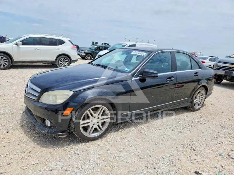 2010 Mercedes Benz C-Class photo
