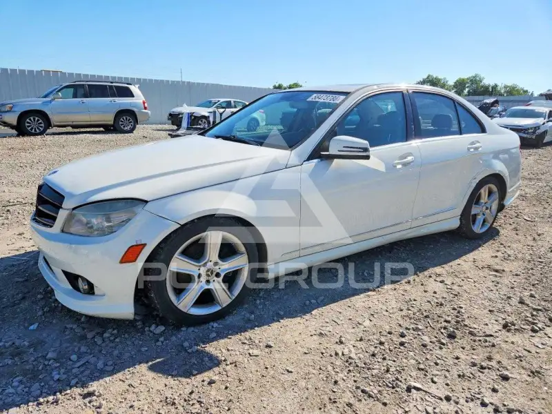 2010 Mercedes Benz C-Class photo