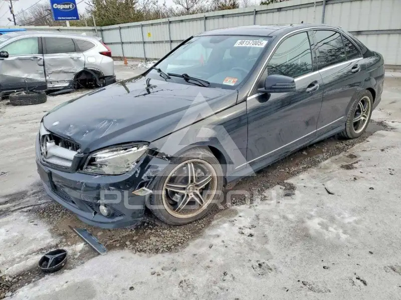 2010 Mercedes Benz C-Class photo