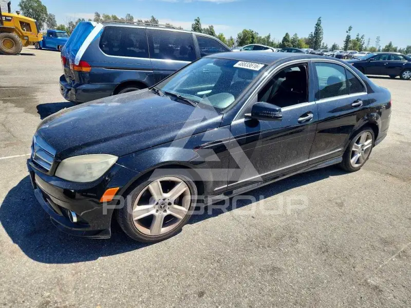 2010 Mercedes Benz C-Class фото