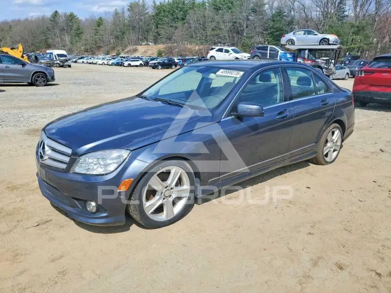 2010 Mercedes Benz C-Class фото