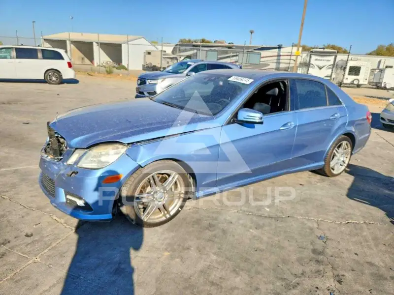 2010 Mercedes Benz E-Class фото