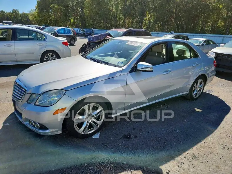 2010 Mercedes Benz E-Class фото