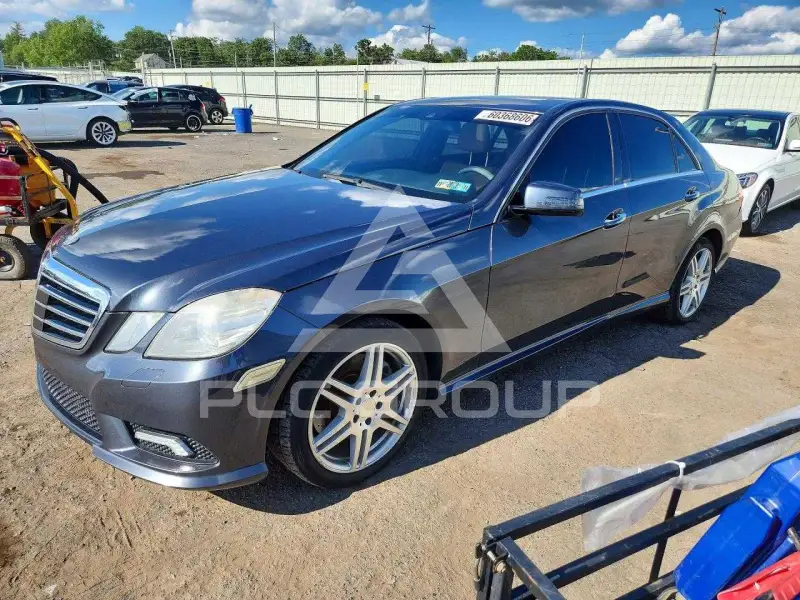 2010 Mercedes Benz E-Class photo